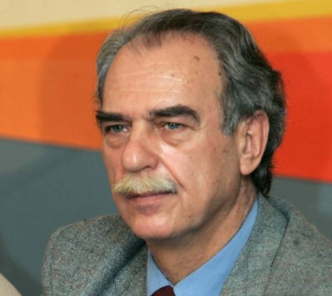 Χαλβατζής: Κάλπικη η αντιπαράθεση κυβέρνησης-ΣΥΡΙΖΑ