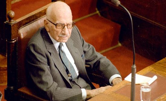 Ξενοφών Ζολώτας: Ο αιώνιος καθηγητής