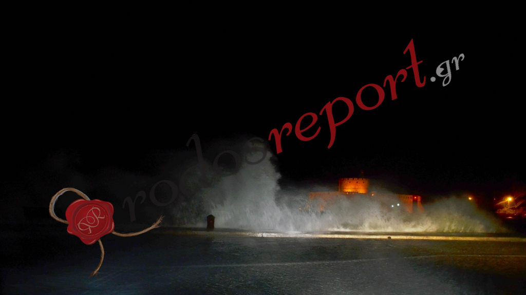 Η Ρόδος “παλεύει” με τα κύματα- ΒΙΝΤΕΟ- ΦΩΤΟ