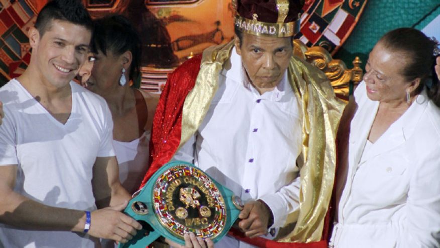 Στο νοσοκομείο ο Μοχάμεντ Άλι