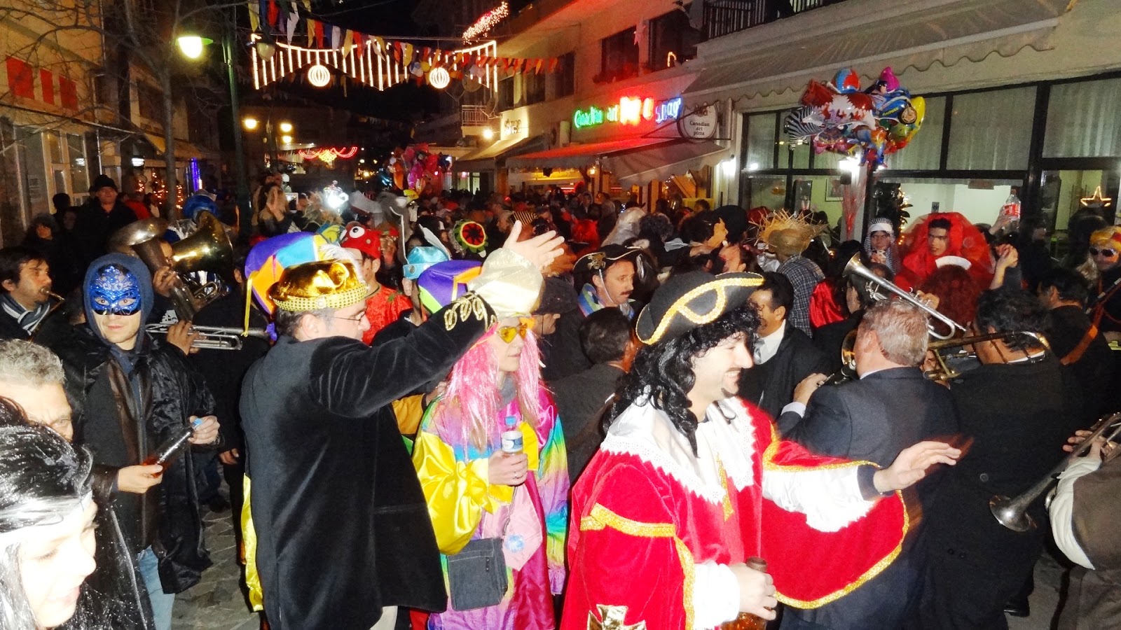 Με καρναβάλι υποδέχονται το νέο χρόνο στο Άργος Ορεστικού – ΒΙΝΤΕΟ