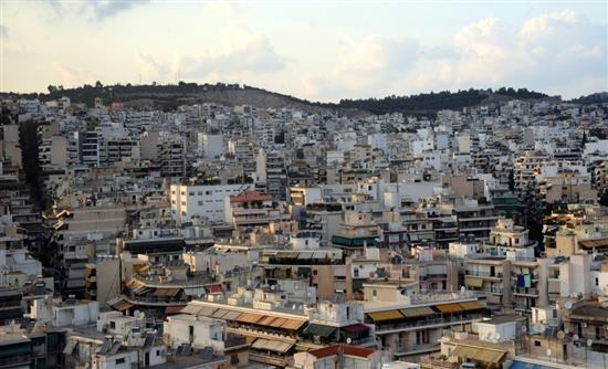 Παγώνει για δύο χρόνια ο φόρος υπεραξίας