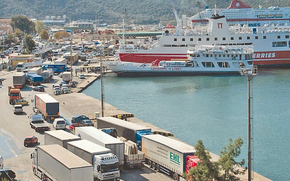 «Απαράδεκτες οι συνθήκες στα πλοία» λένε οι οδηγοί των φορτηγών