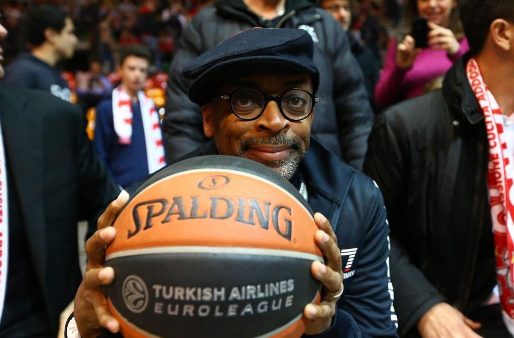 Ο Σπάικ Λι στο Αρμάνι – Παναθηναϊκός – ΦΩΤΟ