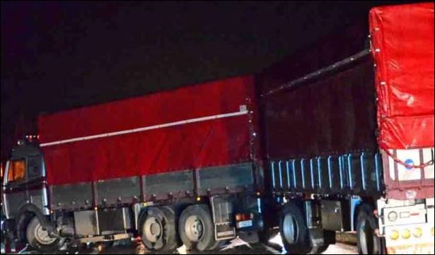 “Δίπλωσε” νταλίκα στη Θεσσαλονίκη