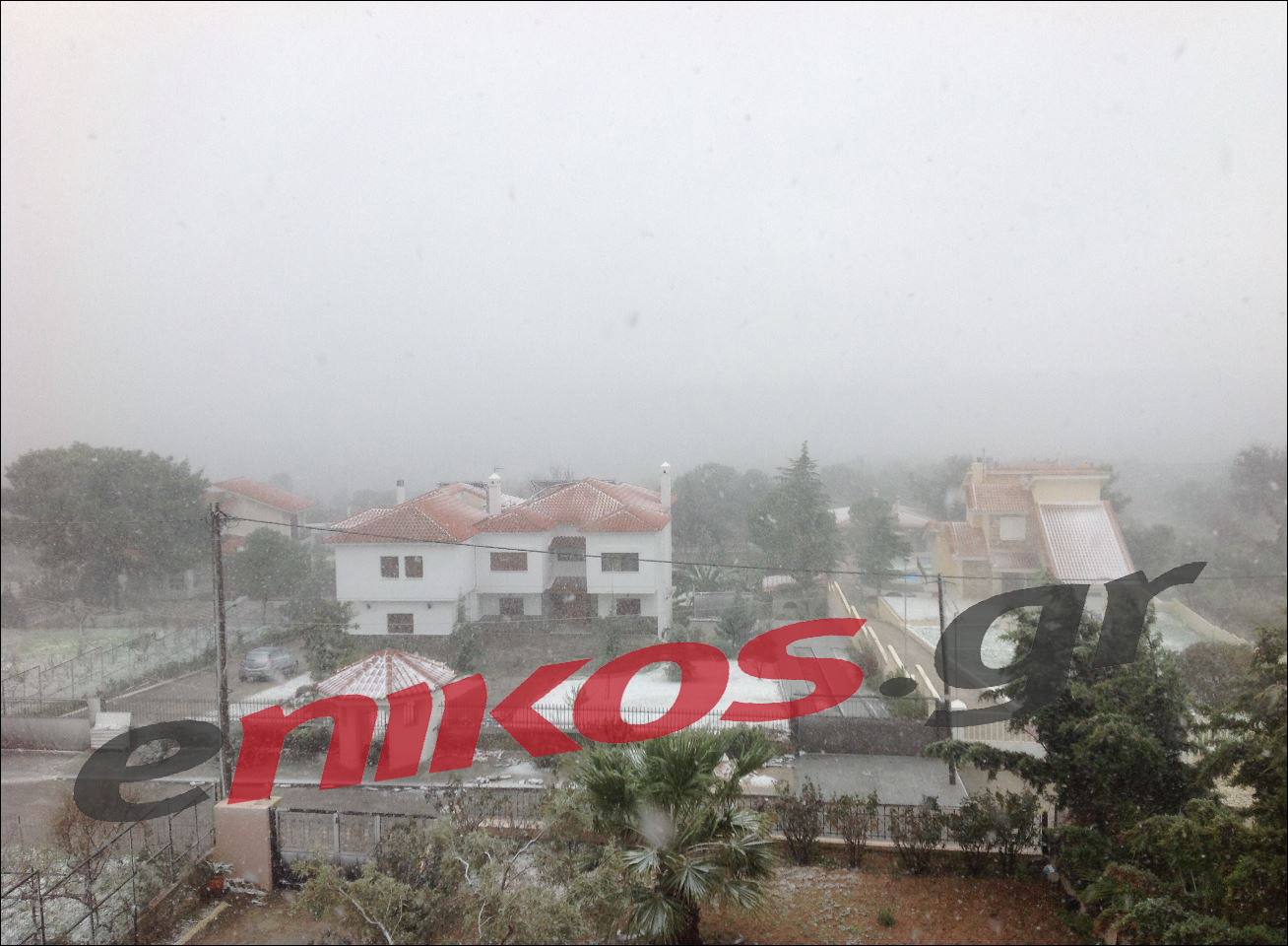 Χιονισμένο τοπίο η Βαρυμπόμπη – ΦΩΤΟ