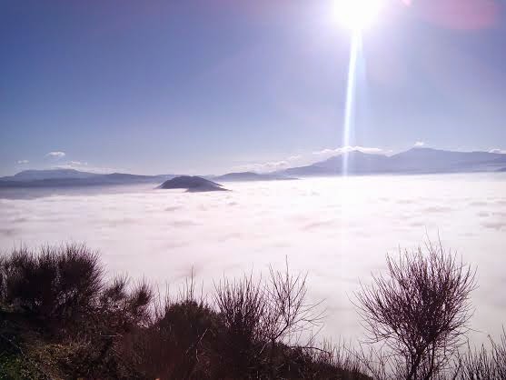 Ομίχλη σκέπασε τη λίμνη των Ιωαννίνων – ΦΩΤΟ