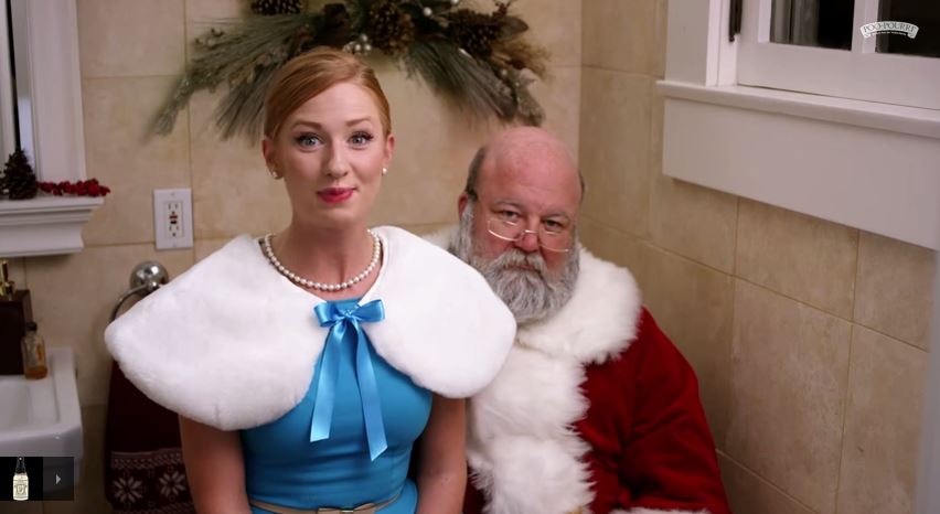 ΒΙΝΤΕΟ-Η πιο ξεκαρδιστική διαφήμιση με πρωταγωνιστή τον Άι Βασίλη