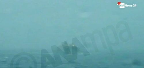 Ιταλικά ΜΜΕ: Υπό έλεγχο η φωτιά στο Norman Atlantic