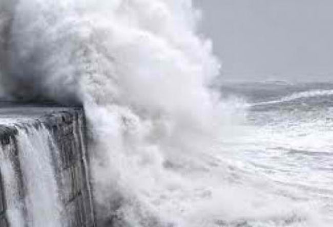 Σφοδρή κακοκαιρία πλήττει τη Λέσβο – ΒΙΝΤΕΟ