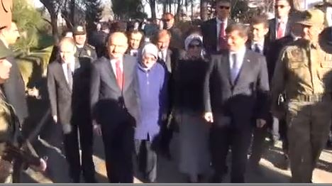 Το τηλεφώνημα του Νταβούτογλου στον Σαμαρά – ΒΙΝΤΕΟ