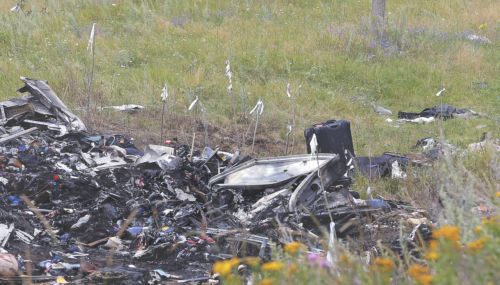 Γιατί συναρμολογούν τα συντρίμμια του Boeing που κατερρίφθη