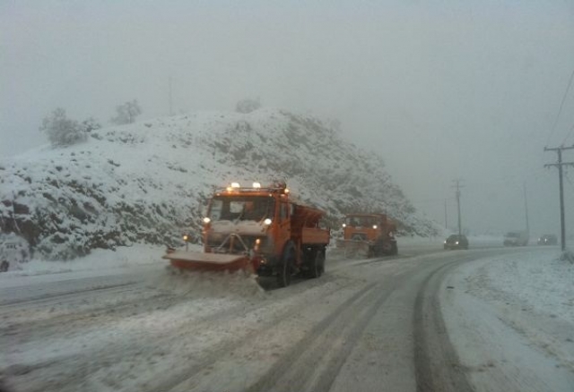 Χιονίζει και στη Φθιώτιδα