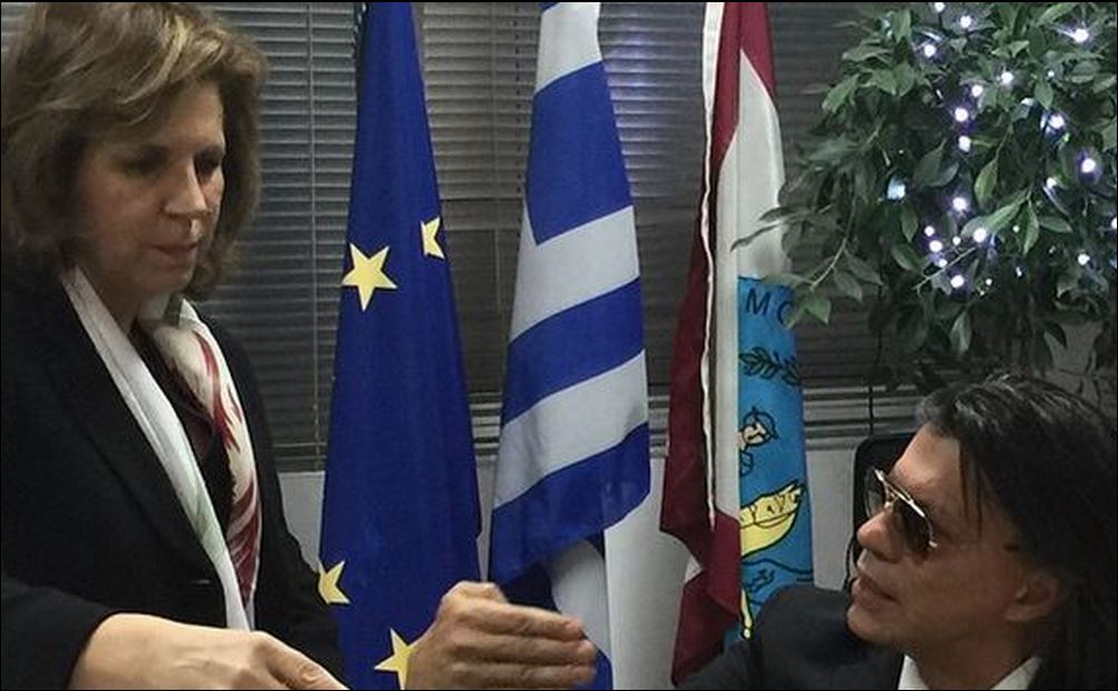 Η έκπληξη της Χριστοφιλοπούλου στον Ψινάκη – ΦΩΤΟ