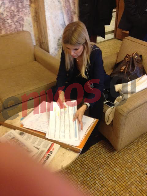 Η Ράπτη στο εντευκτήριο της Βουλής – ΦΩΤΟ