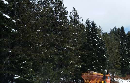 Μάχη με τον παγετό στην Ευρυτανία – ΦΩΤΟ