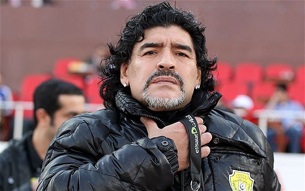 Φωνάζουν στον Μαραντόνα ότι τα Viagra δεν είναι… καραμέλες – ΒΙΝΤΕΟ