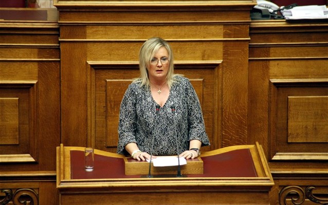 Ξουλίδου: Μας υπόσχονται υπουργεία για να ψηφίσουμε Πρόεδρο