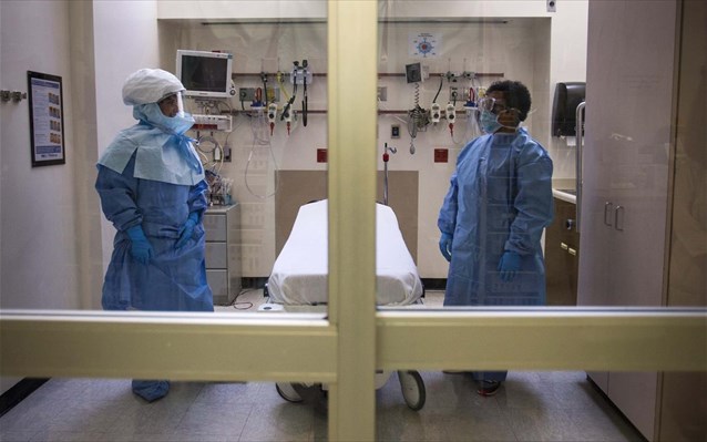 “Δεν είμαι ήρωας”, λέει ο γιατρός που μολύνθηκε από τον Έμπολα