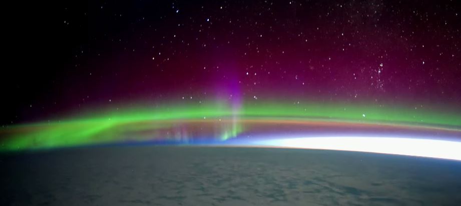 Το Βόρειο Σέλας από το Διεθνή Διαστημικό Σταθμό – Συγκλονιστικές εικόνες