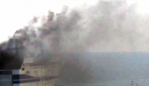 Πολεμικό Ναυτικό και Αεροπορία συμμετέχουν στην επιχείρηση διάσωσης των επιβατών του Norman Atlantic