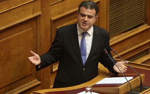 Αηδόνης για τον Βουδούρη: Να κοιτάει τον εαυτό του στον καθρέφτη…