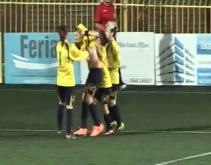 Παίκτρια του Άρη πανηγύρισε το γκολ σηκώνοντας τη φανέλα – ΒΙΝΤΕΟ