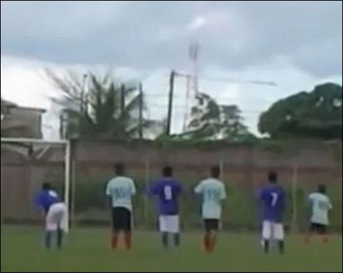 Εκτέλεση πέναλτι για κλάματα – ΒΙΝΤΕΟ