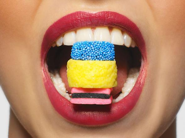 Οι κακές συνήθειες κοστίζουν στα δόντια