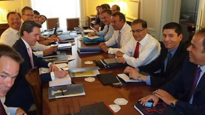 “Παγώνουν” οι διαπραγματεύσεις με την τρόικα!