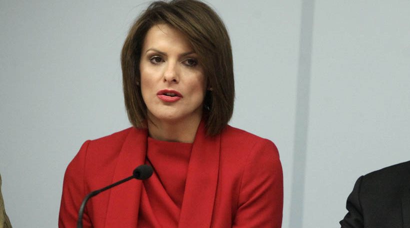 Η Μάρκου διευκρινίζει τη… στάση της