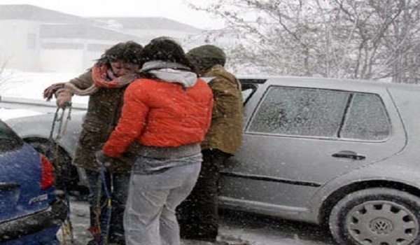 Καταγγελία – «Λίγο χιόνι αλλά μεγάλη η ταλαιπωρία» – BINTEO