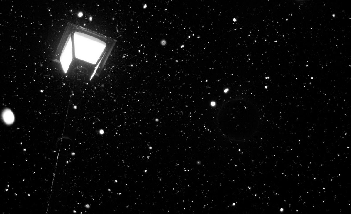 Χιονίζει στην Πτολεμαΐδα – ΦΩΤΟ