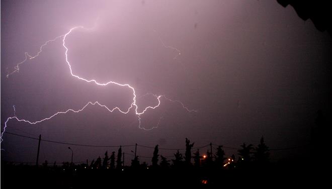 Διακοπές ρεύματος λόγω κακοκαιρίας στη Θεσσαλονίκη