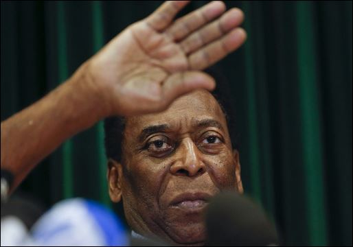 Ο Πελέ πήρε εξιτήριο