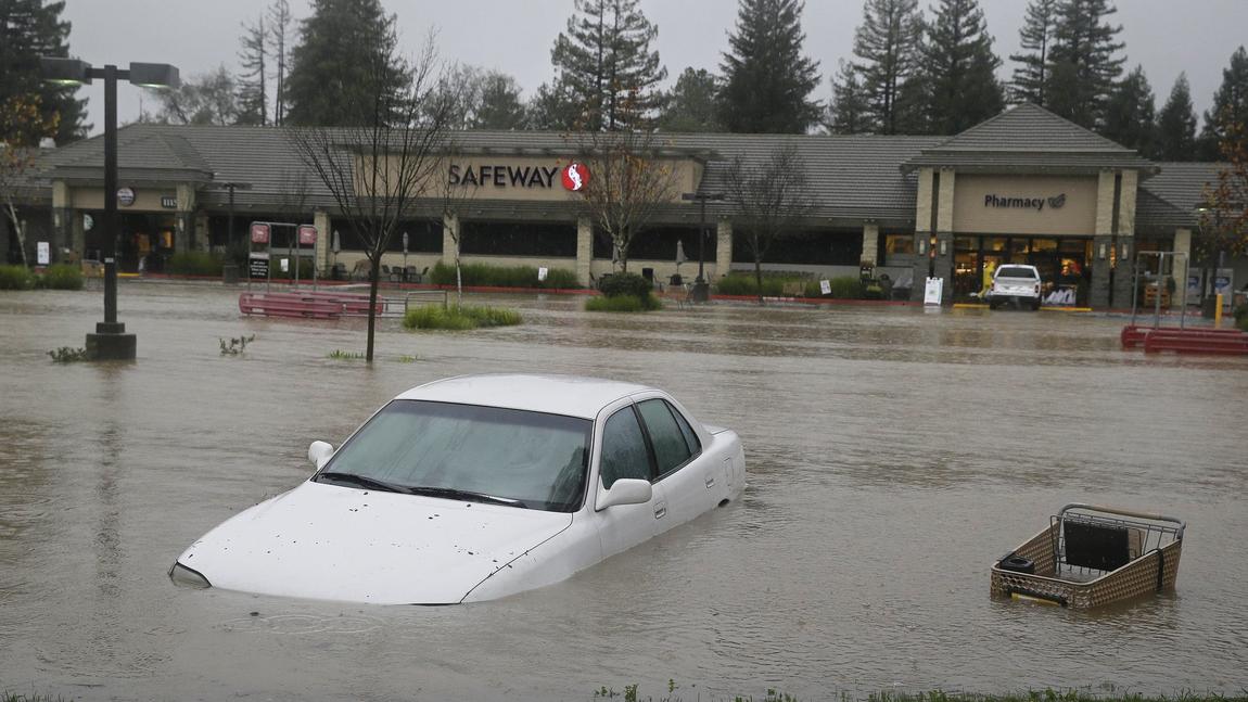 Σφοδρή κακοκαιρία πλήττει τη βόρεια και κεντρική Καλιφόρνια-ΒΙΝΤΕΟ-ΦΩΤΟ