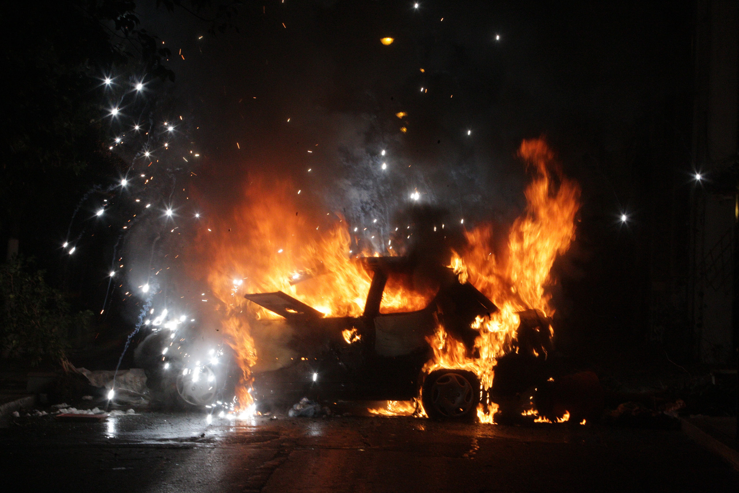 Δώδεκα αστυνομικοί τραυματίες από τα χθεσινά επεισόδια στην Αθήνα