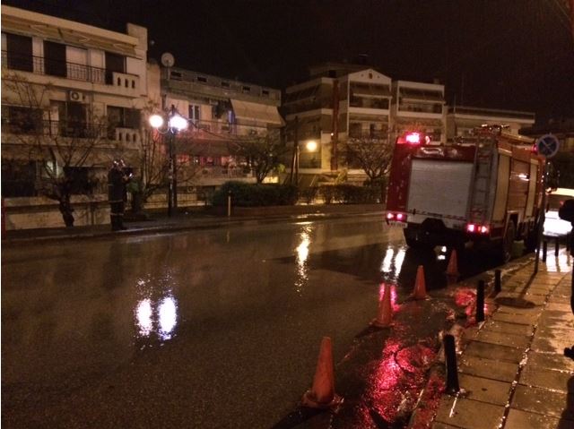 ΤΩΡΑ-ΒΙΝΤΕΟ-Διαρροή φυσικού αερίου στη Νεάπολη