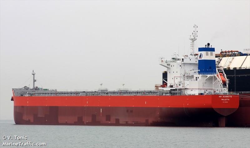 Στον Τάραντα το μεσημέρι άλλοι 26 Ελληνες διαδωθέντες του Norman Atlantic