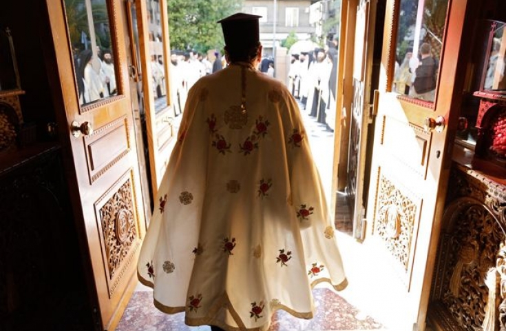 ΦΩΤΟ-Αυτοί εξαπατούσαν ιερείς