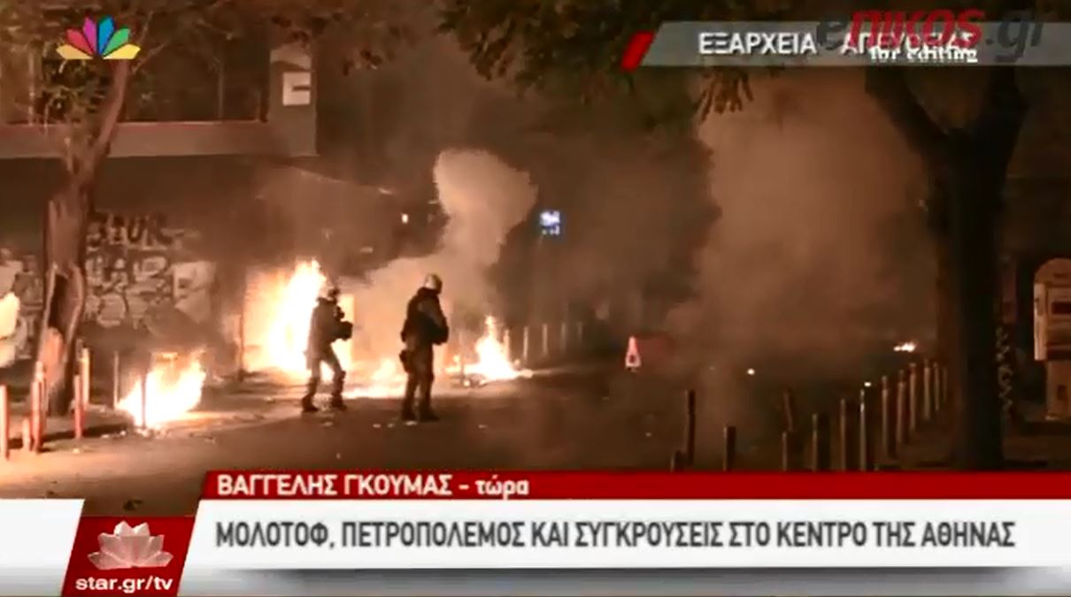 ΒΙΝΤΕΟ-Άγριες συμπλοκές αστυνομικών-κουκουλοφόρων