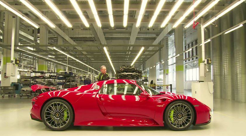 Πως κατασκευάζεται η 918 Spyder – ΒΙΝΤΕΟ