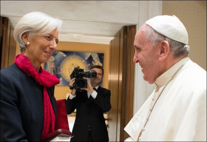 ΦΩΤΟ- Η Λαγκάρντ πήγε στον Πάπα