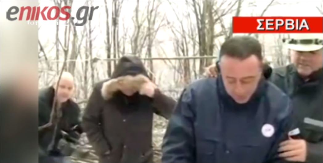 ΒΙΝΤΕΟ-Κομμάτι πάγου “προσγειώθηκε” στο κεφάλι υπουργού της Σερβίας