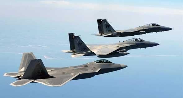 Νέοι βομβαρδισμοί κατά θέσεων των τζιχαντιστών