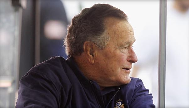 Στο νοσοκομείο ο Τζορτζ Μπους ο πρεσβύτερος