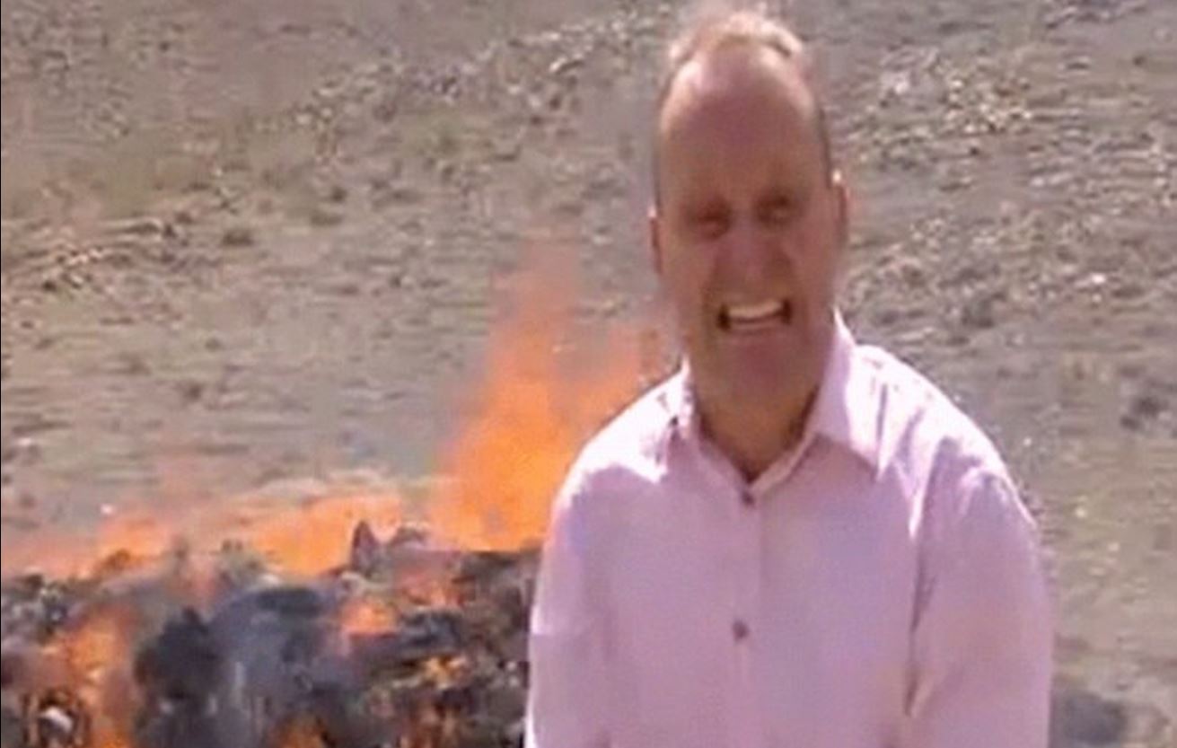 Ρεπόρτερ του BBC “ζαλίστηκε” σε ρεπορτάζ για… ναρκωτικά – ΒΙΝΤΕΟ