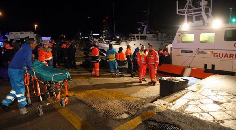 Τους 221 έφτασαν οι διασωθέντες του Norman Atlantic – 251 αναφέρουν τα ιταλικά μέσα