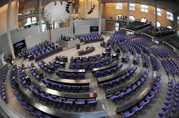 Süddeutsche Zeitung: Οι Γερμανοί θα ψηφίσουν για την Ελλάδα