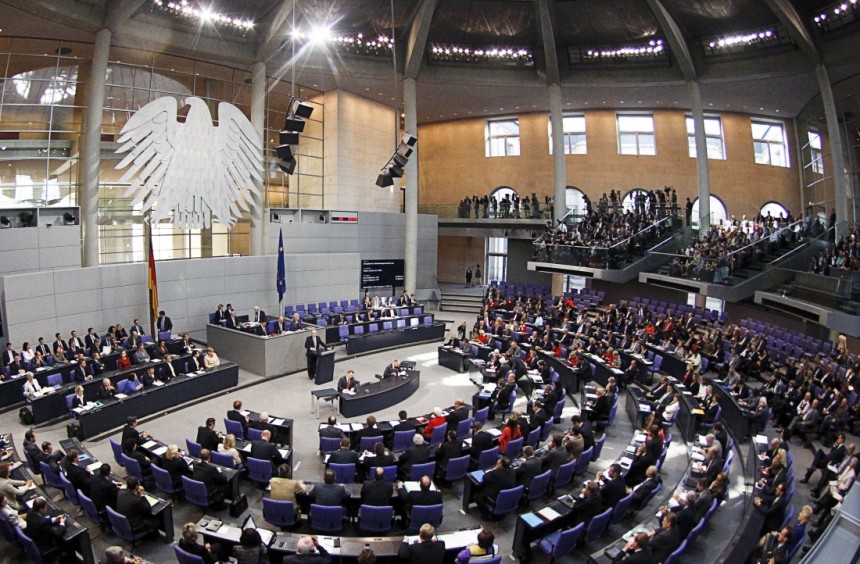 Στη γερμανική βουλή το αίτημα της Ελλάδας για δίμηνη παράταση